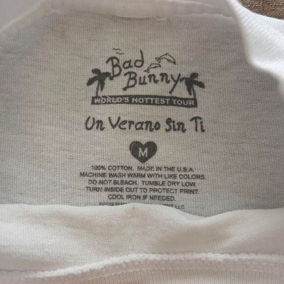 Bad Bunny 2022 un verano sin ti worlds hottest tour tee - white cotton medium - Picture 6 of 6